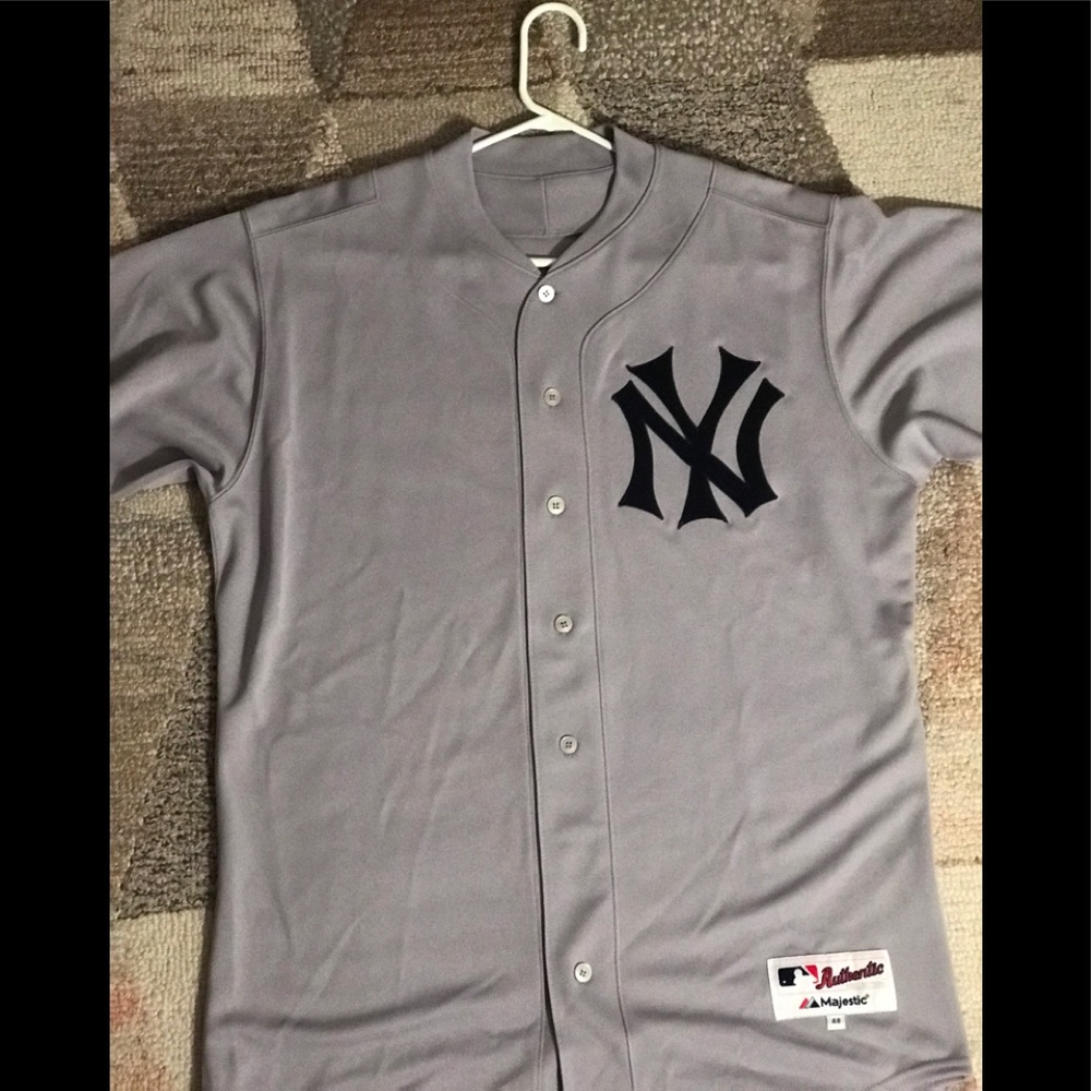Yankee throwback uniform
